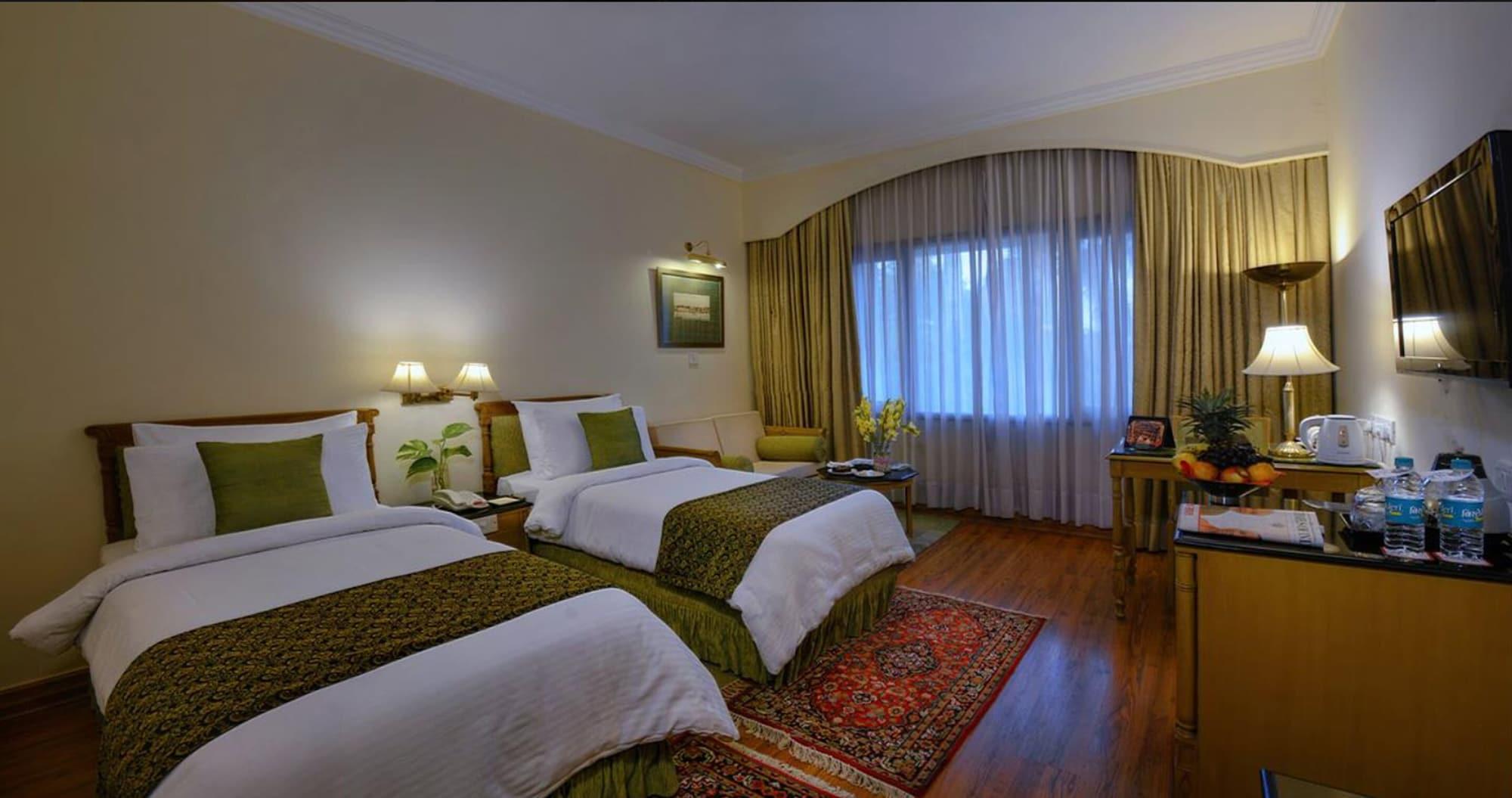 Hotel Clarks Varanasi Limited Dış mekan fotoğraf