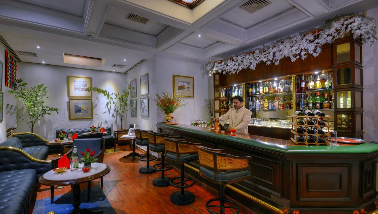Hotel Clarks Varanasi Limited Dış mekan fotoğraf