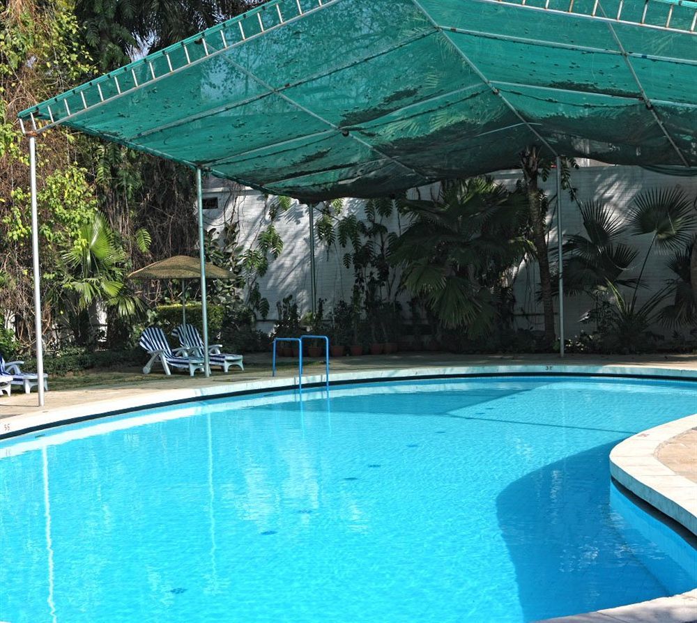 Hotel Clarks Varanasi Limited Dış mekan fotoğraf